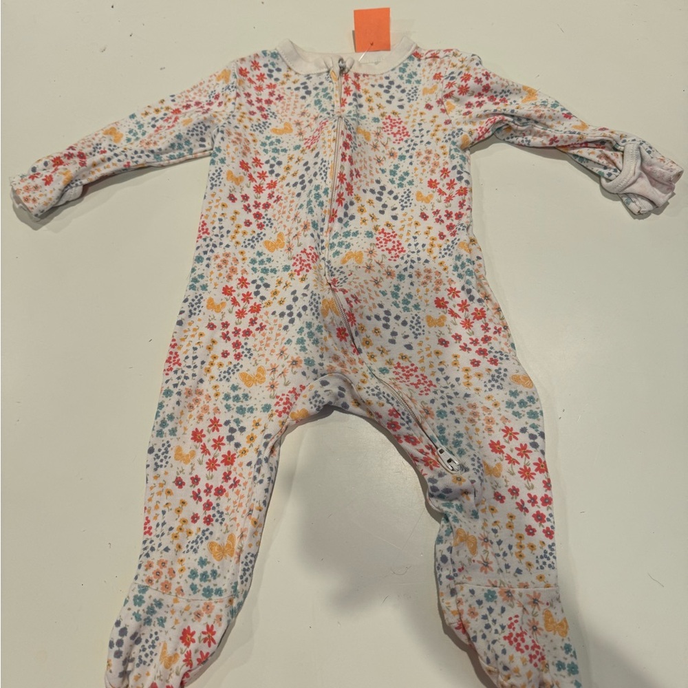 Girls Size 6-9 Month Old Navy Pajamas